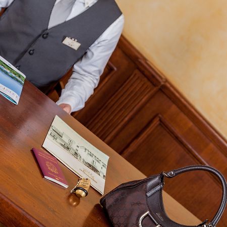 La Vecchia Fonte Boutique Hotel Palau Kültér fotó