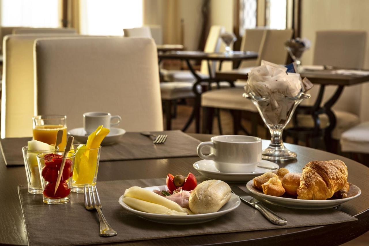 La Vecchia Fonte Boutique Hotel Palau Kültér fotó